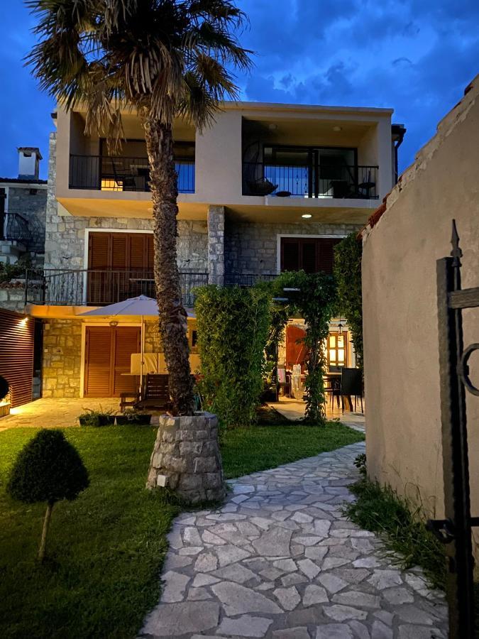 Loft Infinity Leilighet Petrovac Eksteriør bilde